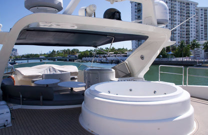 105ft Azimut with Jacuzzi (2)