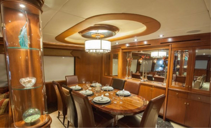 100ft Dovercraft with Jacuzzi