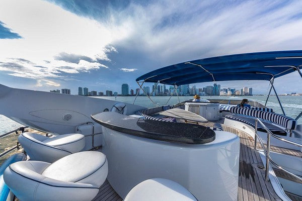 90ft Sunseeker with Jacuzzi (4)