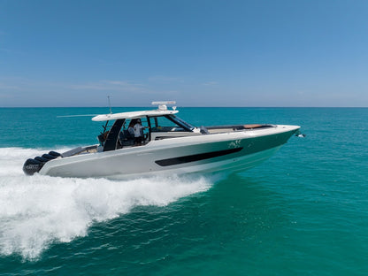 42ft Boston Whaler 420 Outrage