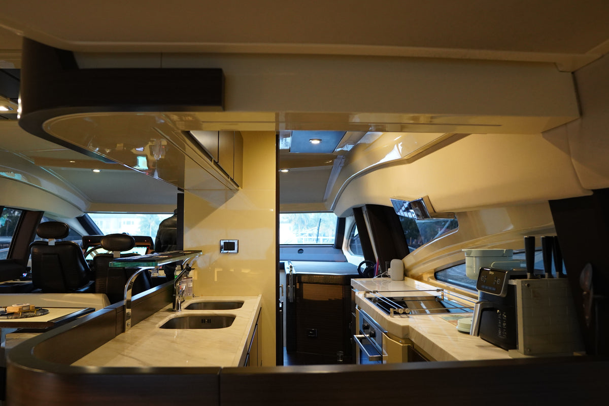 70ft Luxury Azimut