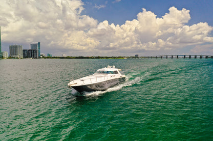 70ft Searay with Jacuzzi