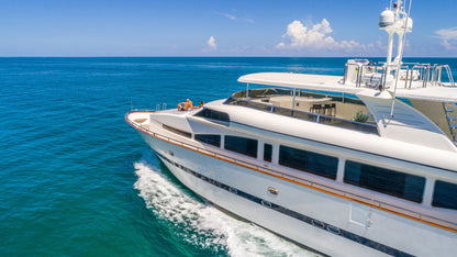 110ft Horizon with Jacuzzi