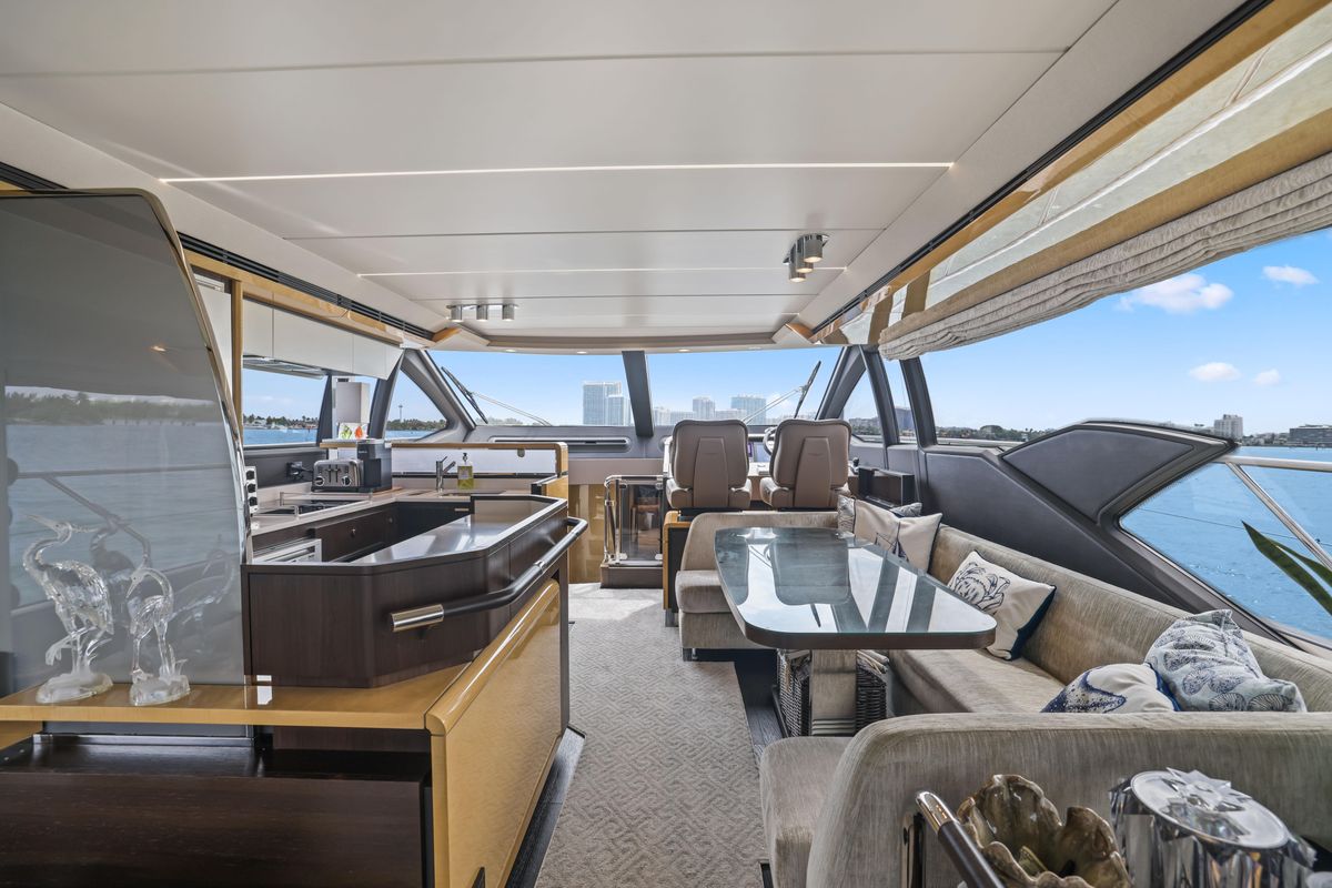 66ft Azimut