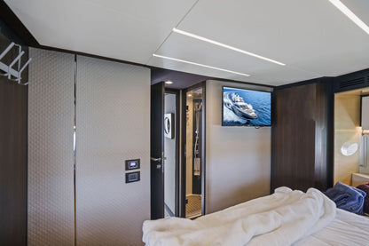 66ft Azimut