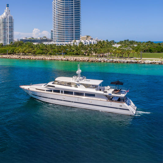 110ft Horizon with Jacuzzi