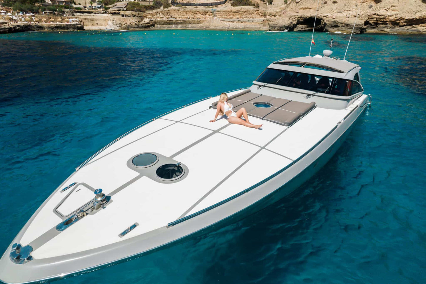 63ft Azzura