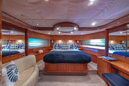 90ft Sunseeker with Jacuzzi (4)