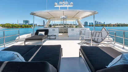 110ft Horizon with Jacuzzi