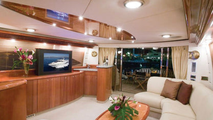 90ft Sunseeker with Jacuzzi (2)