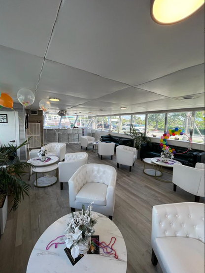 100ft Party Yacht