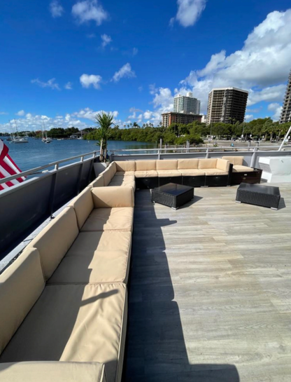 100ft Party Yacht