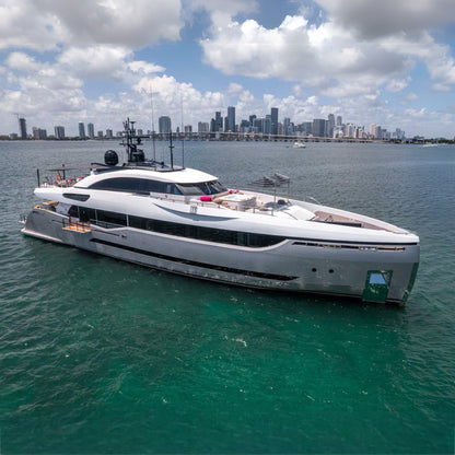 131ft Columbus with Jacuzzi & Jetski