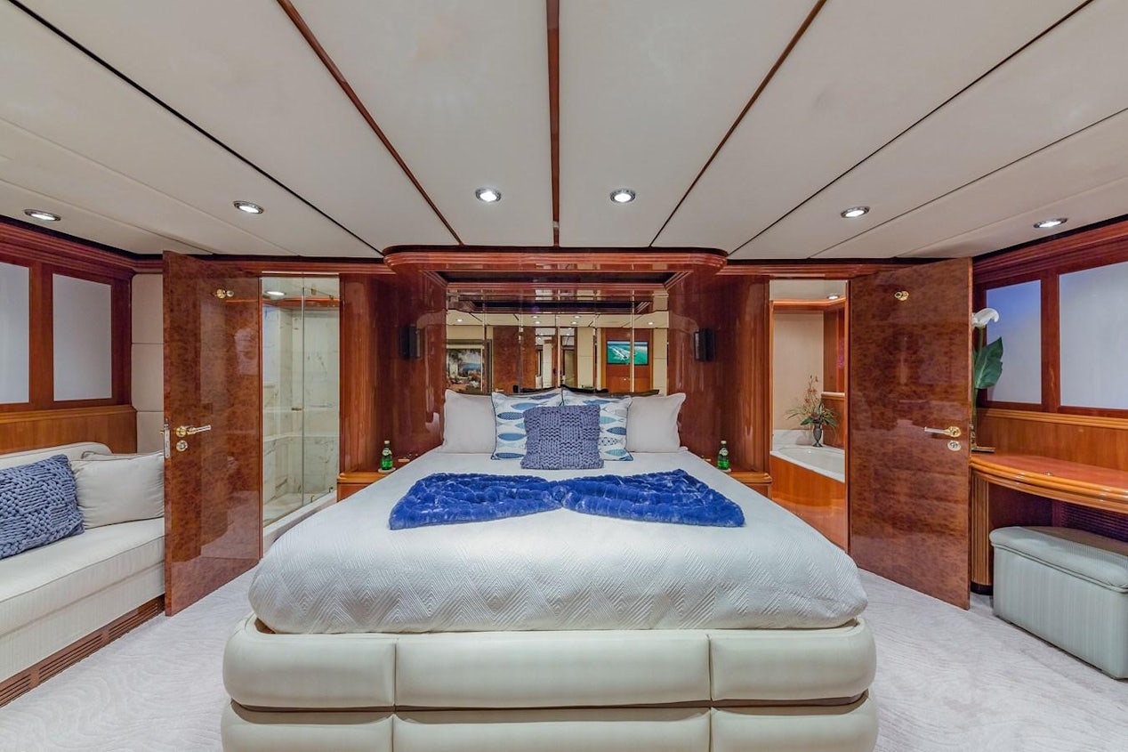 105ft Destiny