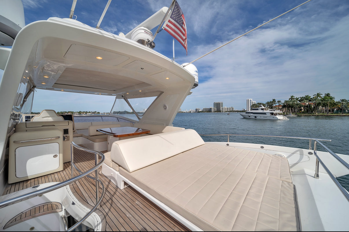 64ft Azimut