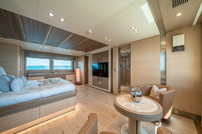 131ft Columbus with Jacuzzi & Jetski