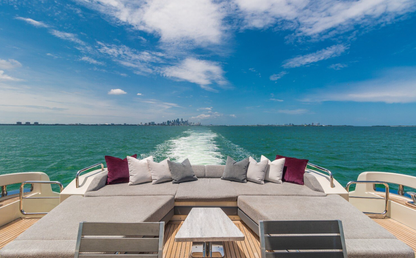 103ft Luxury Azimut with Toys