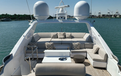 105ft Leopard with Jacuzzi & Toys