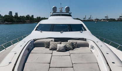 105ft Leopard with Jacuzzi & Toys