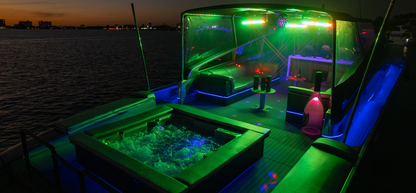 92ft Leopard with Jacuzzi & Club