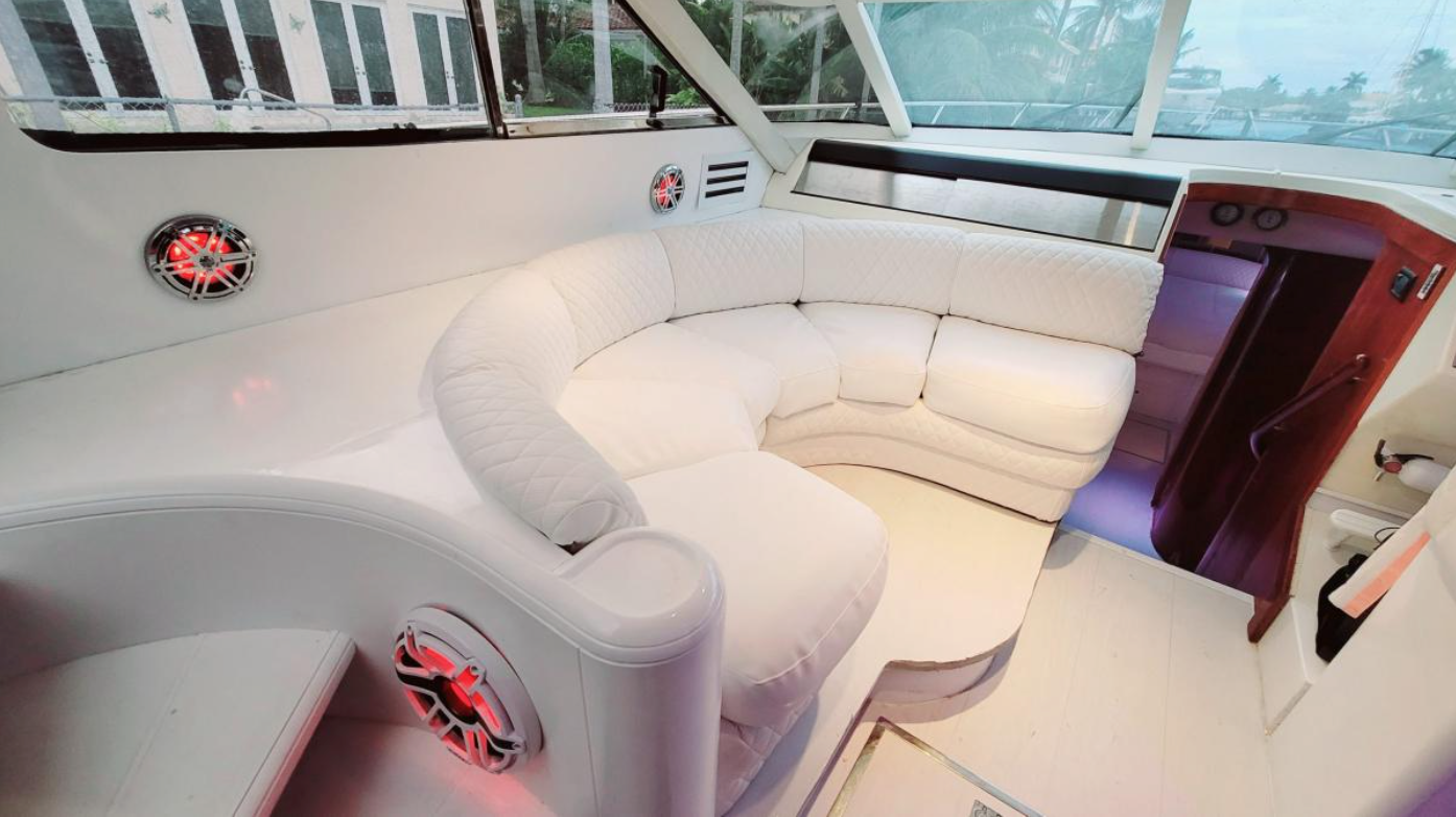 65ft Flybridge