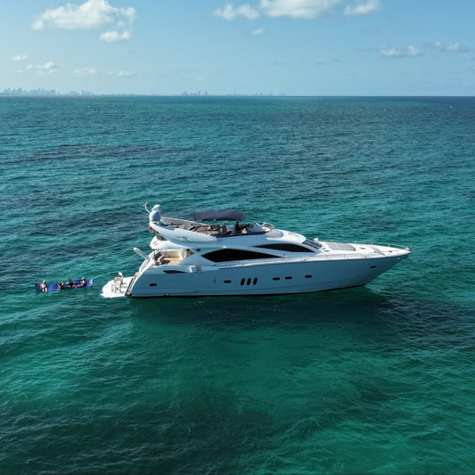 90ft Sunseeker with Jacuzzi (3)