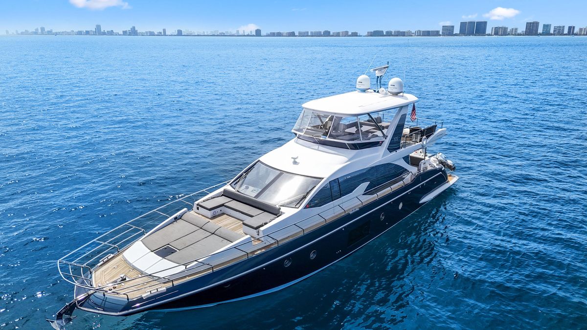 66ft Azimut